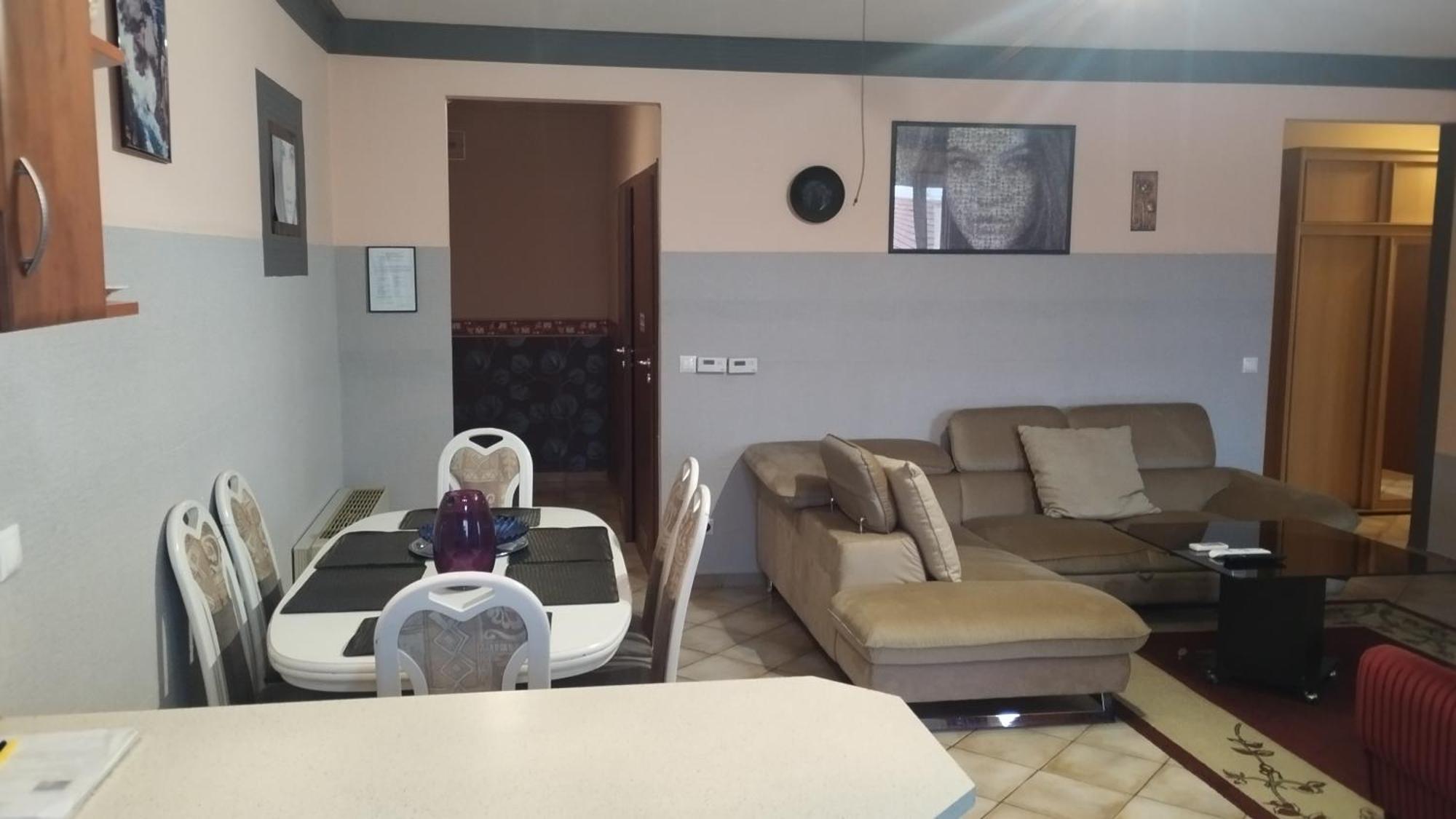 Tommy Apartman Хайдусобосло Экстерьер фото