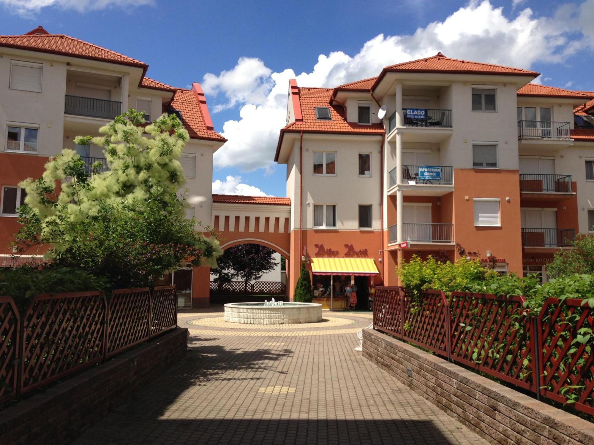 Tommy Apartman Хайдусобосло Экстерьер фото